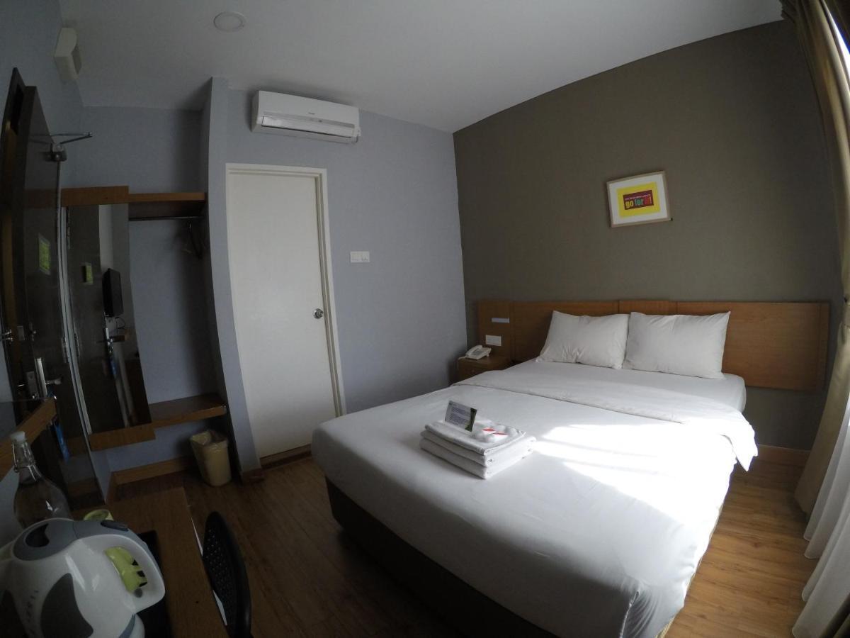 Hotel Zamburger Second Link Johor Bahru Exteriér fotografie