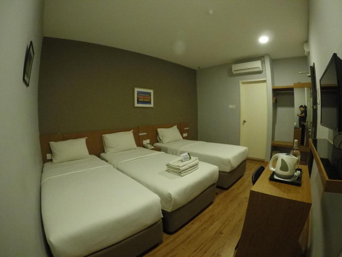 Hotel Zamburger Second Link Johor Bahru Exteriér fotografie